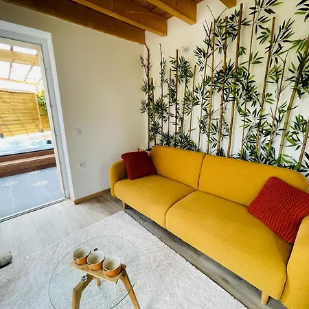 La Parenthese * تارْب